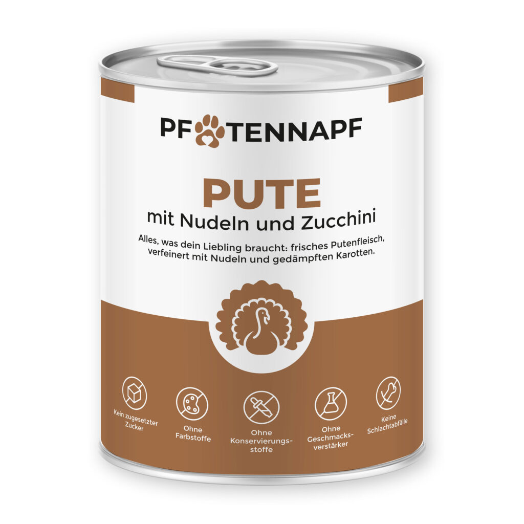 Eine Dose Hundenassfutter der Fleischsorte Pute mit Nudeln und Zucchini